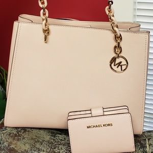 Michael Kors Purse & Wallet BNWT